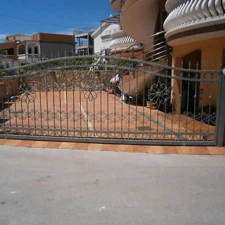 Appartement With Wifi - 27710